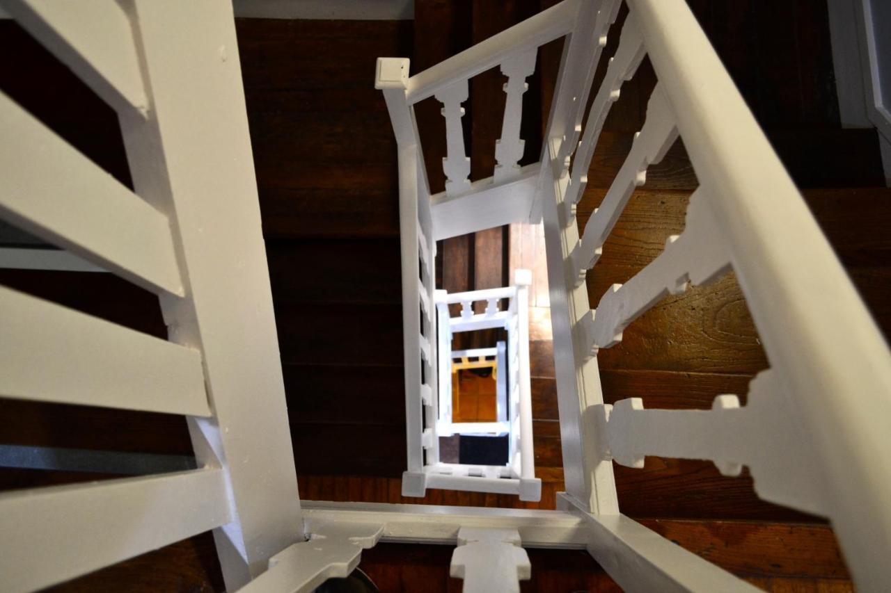 Albergue O Fogar De Teodomiro San Giacomo di Compostella Esterno foto