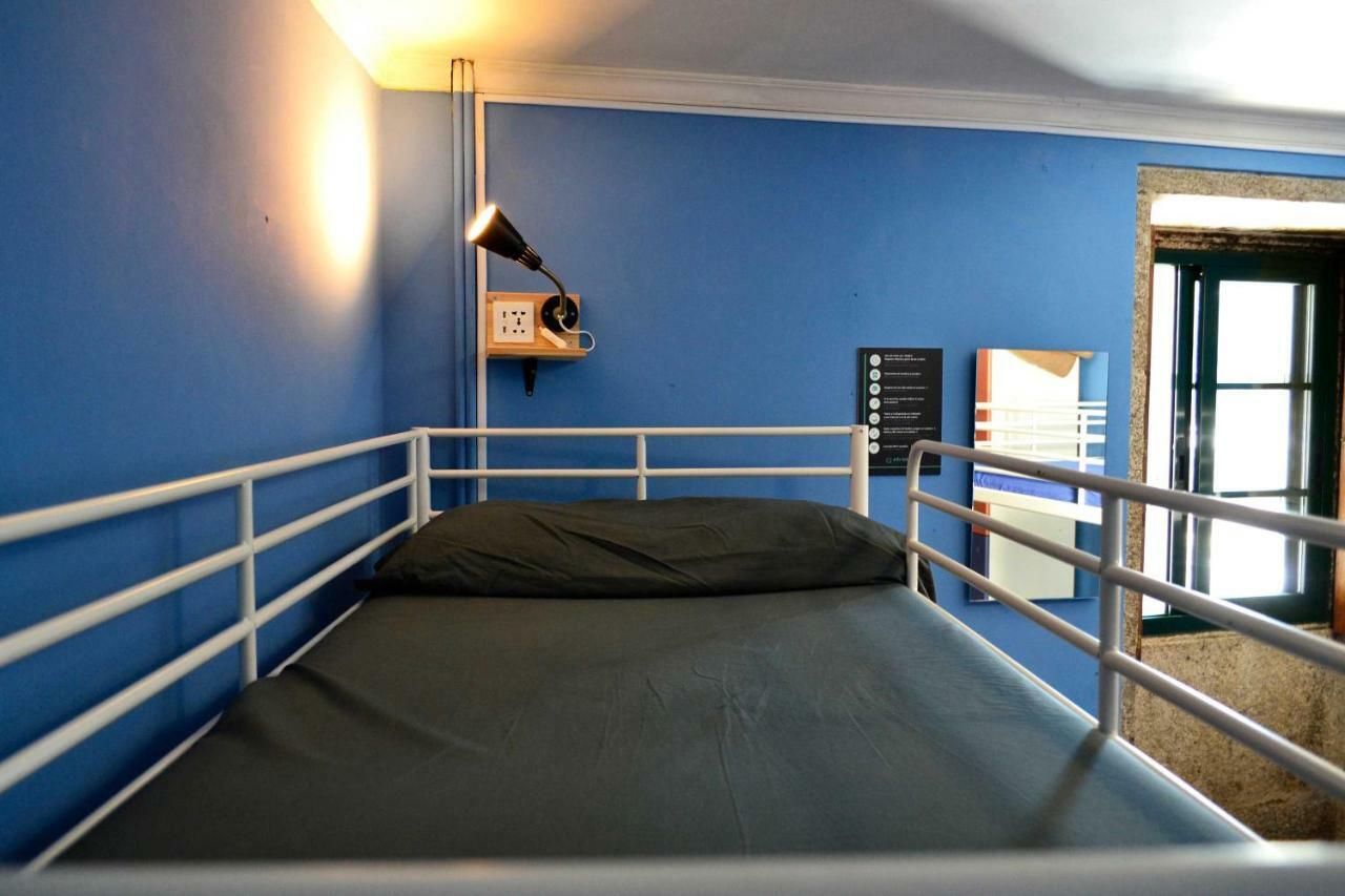 Albergue O Fogar De Teodomiro San Giacomo di Compostella Esterno foto